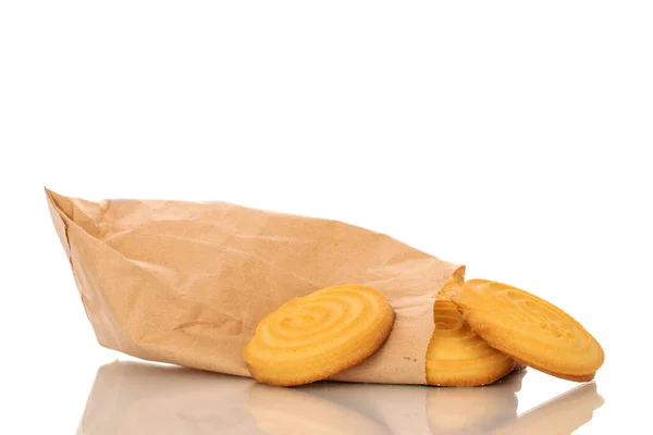 Vários Biscoitos Doces Com Saco Papel Macro Isolado Fundo Branco — Fotografia de Stock