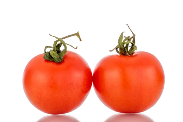 Dois Tomates Maduros Macro Isolados Sobre Fundo Branco — Fotografia de Stock