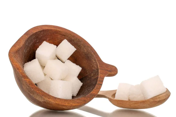 Diverse Blokjes Witte Suiker Met Houten Kop Lepel Macro Geïsoleerd — Stockfoto