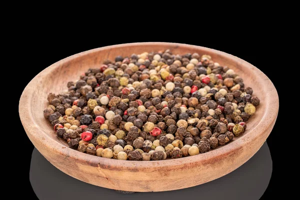 Mixture Four Peppercorns Wooden Saucer Macro Isolated Black Background — Stock Photo, Image