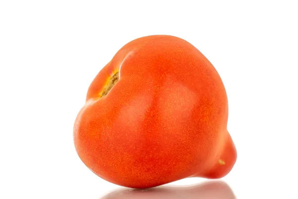 Une Tomate Rouge Juteuse Macro Isolée Sur Fond Blanc — Photo