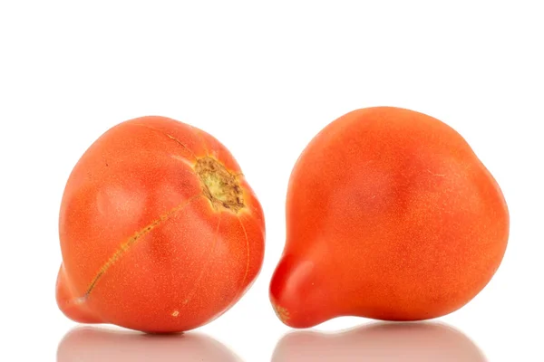 Dois Tomates Vermelhos Suculentos Macro Isolados Fundo Branco — Fotografia de Stock