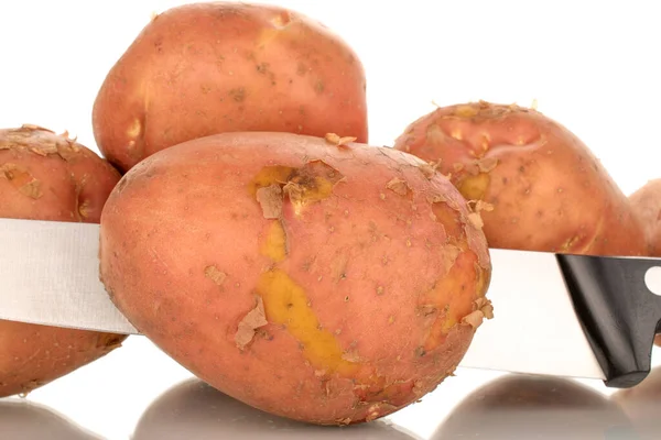 Several Organic Pink Raw Potatoes Metal Knife Macro Isolated White — Stock Photo, Image