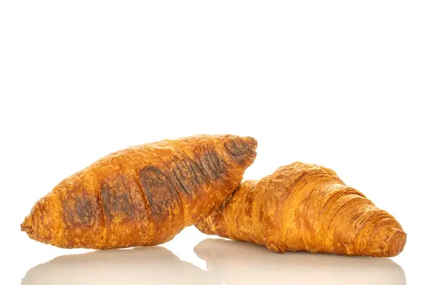 Två Doftande Croissanter Med Chokladfyllning Närbild Isolerade Vitt — Stockfoto