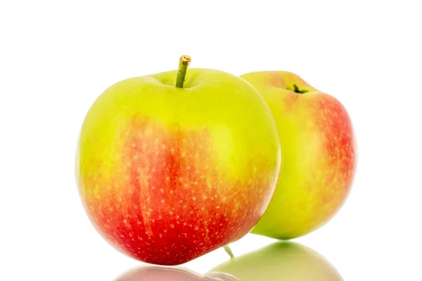 Deux Pommes Sucrées Juteuses Macro Isolées Sur Fond Blanc — Photo
