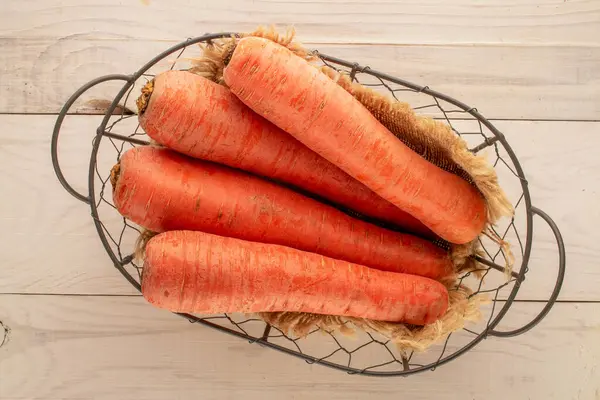 Several Ripe Carrots Basket Wooden Table Macro Top View — Stock Photo, Image