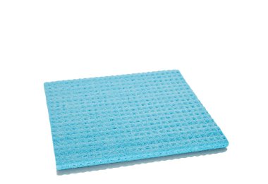 Bir emici sünger, makro, beyaz arka planda izole edilmiş..