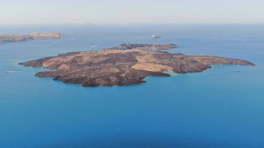 Santorini, Ege Denizi, Kiklad, Yunanistan 'daki Nea Kameni volkanik adasının hava manzarası