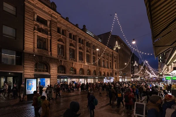 Helsinki Finnland 2022 Weihnachtsparade Auf Der Aleksanterinkatu Straße Helsinki Die — Stockfoto