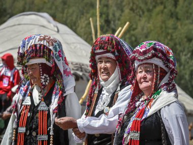 Dünya Göçebe Oyunları - halk sanatları, iğne işleri. Kırgızistan.
