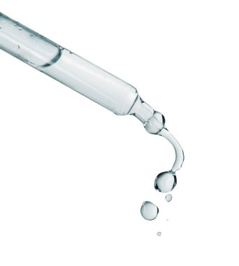 Beyaz arka planda damlayan damlalar ile kozmetik pipeti