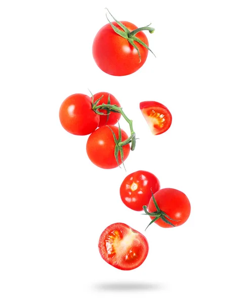 在白色背景下隔离的空气特写中的成熟西红柿 — 图库照片