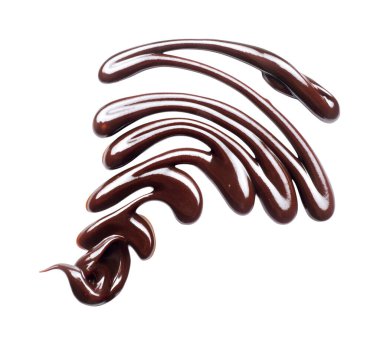 Erimiş çikolatayla çizilmiş desen beyaz arka planda izole edilmiş.