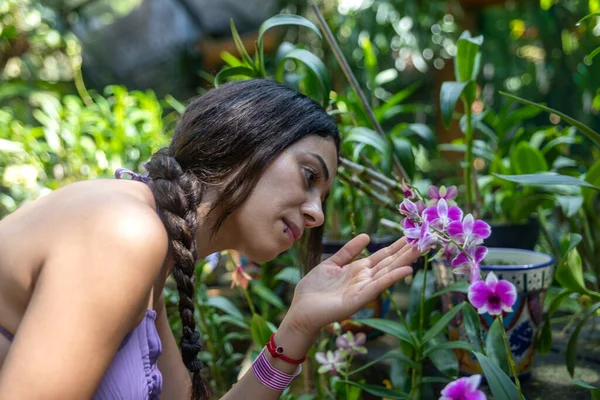 Gyönyörű Élvezi Bromeliád Orchidea Park Xcaret Mexikóban Egy Nagyon Látogatott — Stock Fotó