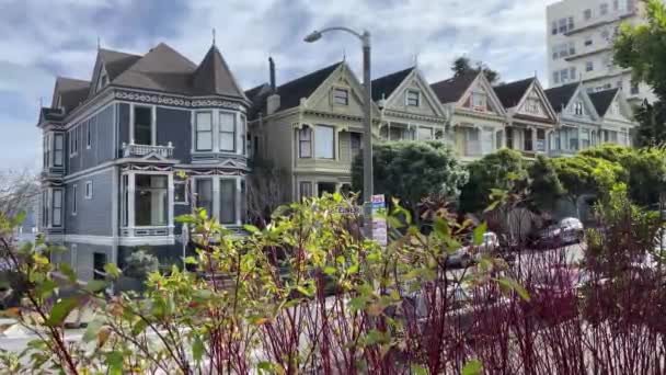 Geschilderde Dames Victoriaanse Huizen Van Californische Stad San Francisco Staat — Stockvideo