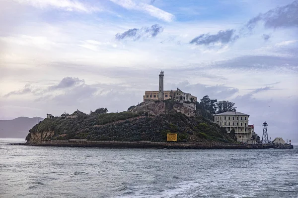 Eiland San Francisco Bay Waar Beroemde Maximale Veiligheid Federale Gevangenis — Stockfoto