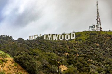 Los Angeles, ABD, 1 Ekim 2023: Ünlü ve turistik şehir Los Angeles 'taki Hollywood tabelası, Kaliforniya' daki bu Los Angeles şehri Amerika Birleşik Devletleri 'ne aittir..