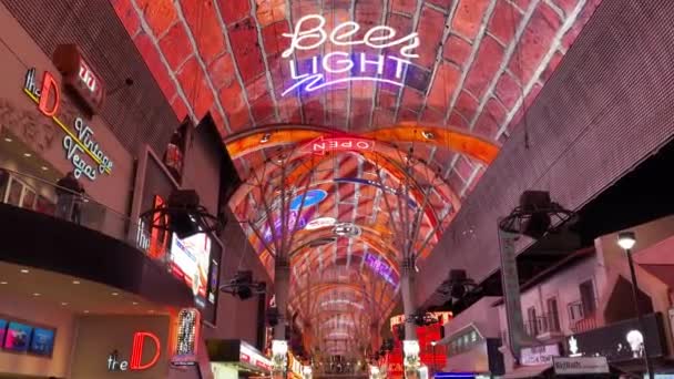 Las Vegas Usa Oktober 2023 Den Berömda Fremont Street Som — Stockvideo