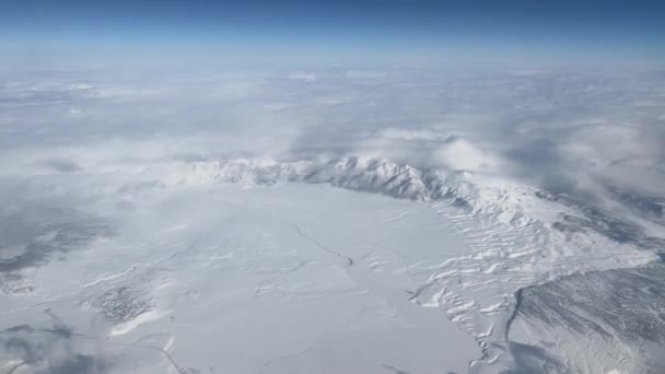 Άποψη Του Βόρειου Πόλου Από Παράθυρο Ενός Αεροπλάνου Ενώ Πετούν — Αρχείο Βίντεο
