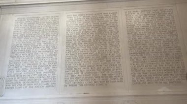 Washington DC, ABD; 27 Aralık 2023: Başkan Abraham Lincoln 'ün Lincoln Anıtı' nın içindeki duvardaki ikinci açılış konuşması.