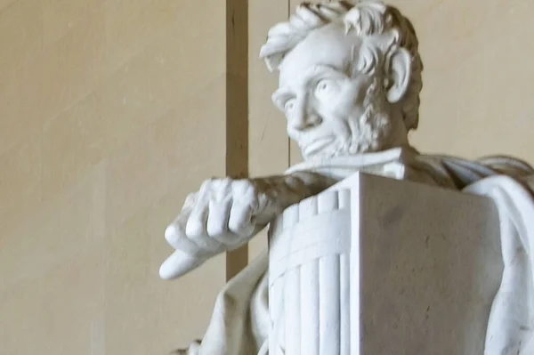Fotografía Del Decimosexto Presidente Abraham Lincoln Sentado Sillón Templo Panteón — Foto de Stock