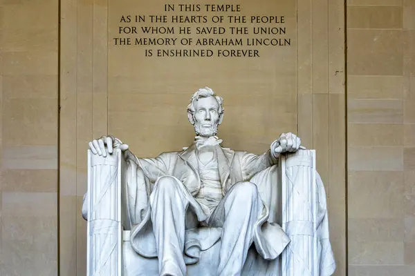 Abraham Lincoln Sentado Sillón Templo Monumento Honor National Mall Washington — Foto de Stock