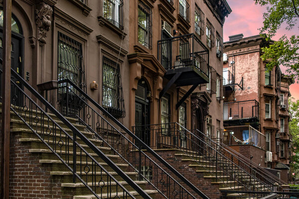 Typical red brick houses of the orthodox Jewish neighborhood of Williamsburg, in Brooklyn where there is a large Jewish community in New York City (USA).