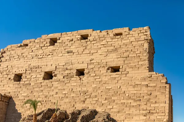 Stock image Step through Karnak's grand entrance and journey back in time. This timeless portal offers a glimpse into the grandeur of ancient Egypt and the architectural marvels of the pharaohs.