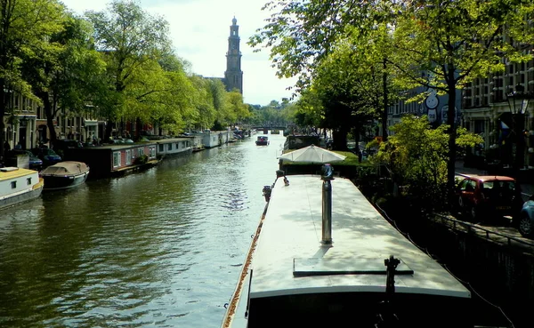 オランダ アムステルダム 131 Prinsenstraat 運河と遊歩道の景色 — ストック写真