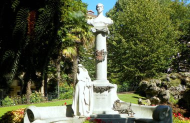 Spain, San Sebastian, Gipuzkoa square (Plaza Gipuzkoa), modernist monument to Usandizaga