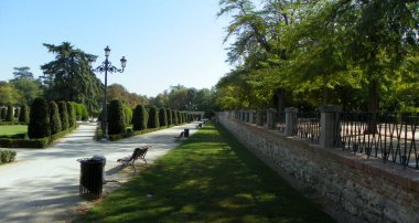 Spain, Madrid, El Retiro Park, nature and alleys of the park