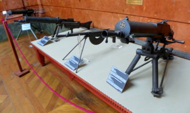 Portugal, Lisbon, R. Museu da Artilharia 51, Lisbon Army Museum, museum exposition, machine-guns from the First World War