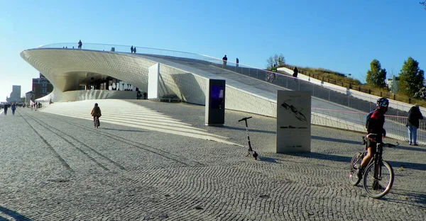 Португалия Лисбон Мбаппе Музей Искусства Архитектуры Технологий — стоковое фото