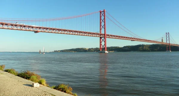 Portugal Lissabon Brasilia Blick Auf Die Brücke Vom April — Stockfoto