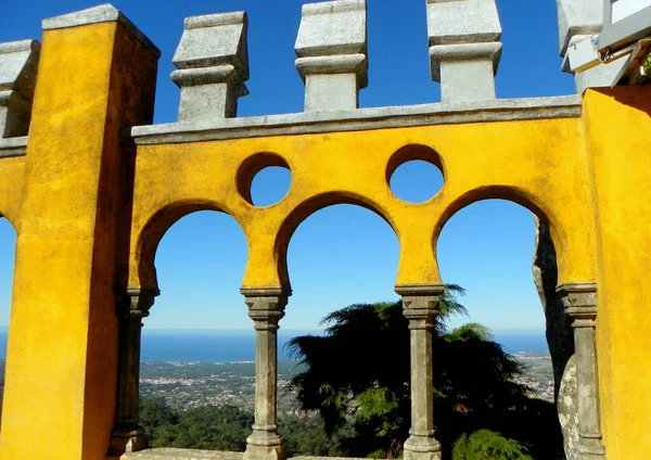Portugália Sintra Pena Palace Kilátás Arches Yard Természetről — Stock Fotó