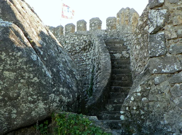 Portugal Sintra Hedarnas Slott Castelo Dos Mouros Fästningsmurar Och Trappor — Stockfoto