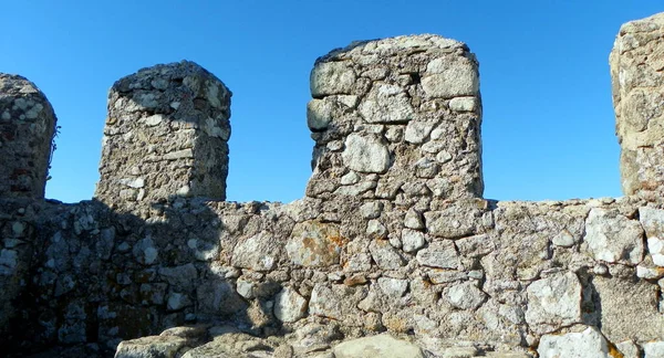 葡萄牙 辛特拉 摩尔城堡 Castelo Dos Mouros 城堡的城墙 — 图库照片