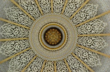 Portekiz, Sintra, Park ve Monserrate Sarayı, sarayın içi, müzik odası, tavanı aydınlık