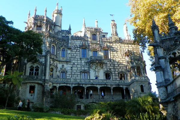 葡萄牙 Sintra Quinta Regaleira 宫殿的主要立面 — 图库照片