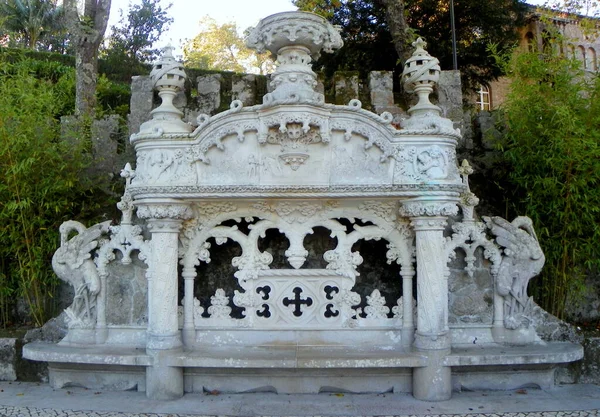 Portugal Sintra Quinta Regaleira Garden Marrible Bench — стокове фото