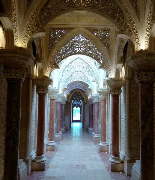 Portugal Sintra Parque Palacio Monserrate Palacio Interior Pasillo Con Una — Foto de Stock