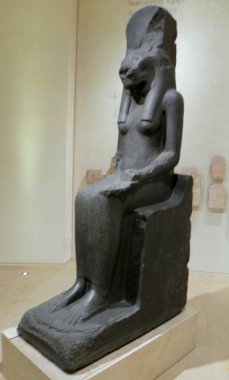 Polonya, Varşova, al. Jerozolimskie 3, Ulusal Müze, Mısırlı kadın figürü