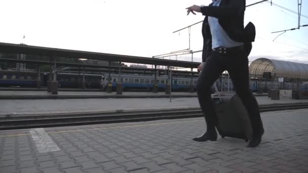 Unrecognizable Businessman Running Railway Station Looking Watch Young Man Late — Vídeos de Stock