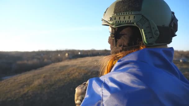 Girl Military Uniform Helmet Lifted Yellow Blue Flag Female Ukrainian — Vídeos de Stock