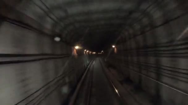 Período Tiempo Del Tren Subterráneo Que Mueve Hacia Luz Tren — Vídeos de Stock