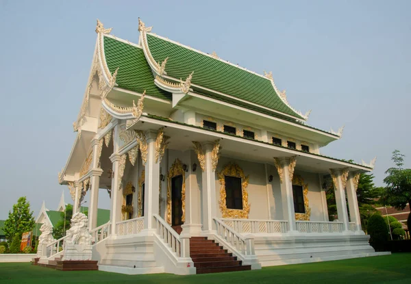 Widok Boku Kościoła Wat Bot Sam Khok Pathum Thani Prowincji — Zdjęcie stockowe