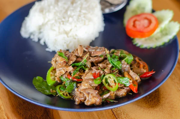 Перемешать Жареный Базилик Тушеной Свининой Рисе Популярной Традиционной Тайской Кухни — стоковое фото