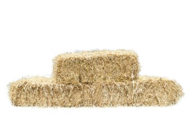 Kırpma yolu ile beyaz arkaplanda izole edilmiş altın sarısı saman yığını