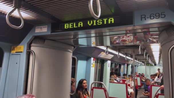 Passagers Assis Dans Métro Lisbonne — Video
