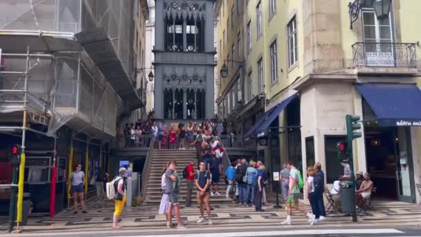 Lizbon Daki Santa Justa Asansörü Ziyaret Eden Turistler — Stok video